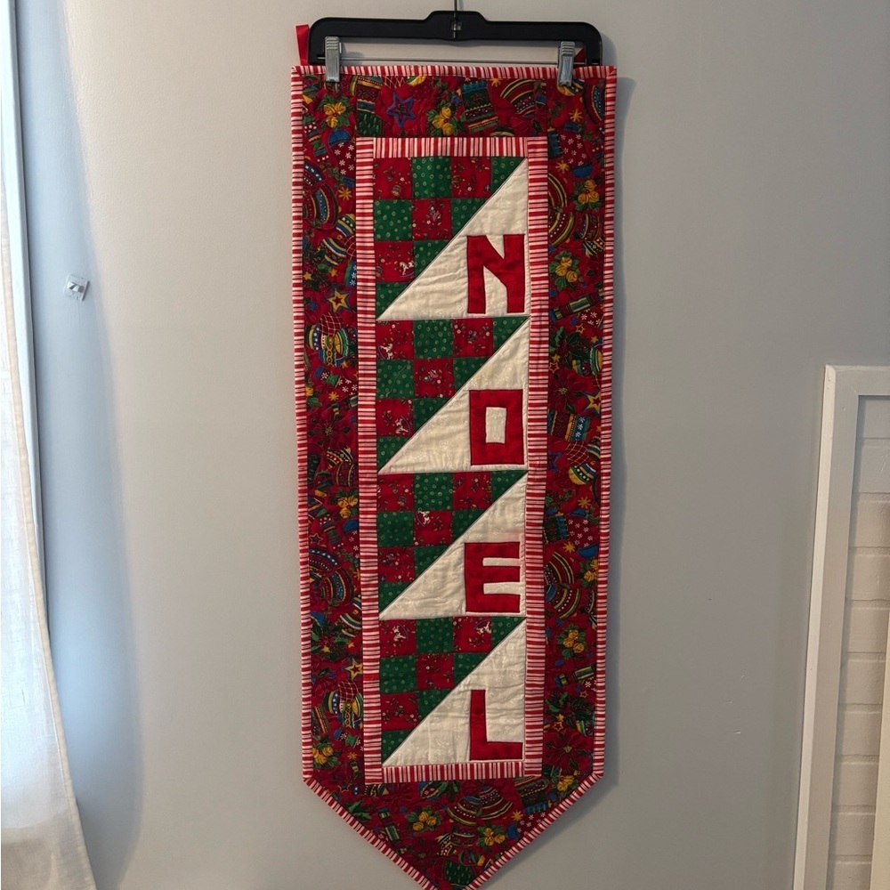 Holiday Noel Quilted Wall Hanging